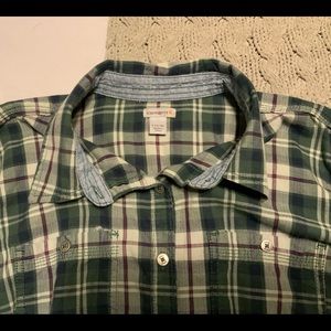 Woman’s Carhartt Longsleeve Size L